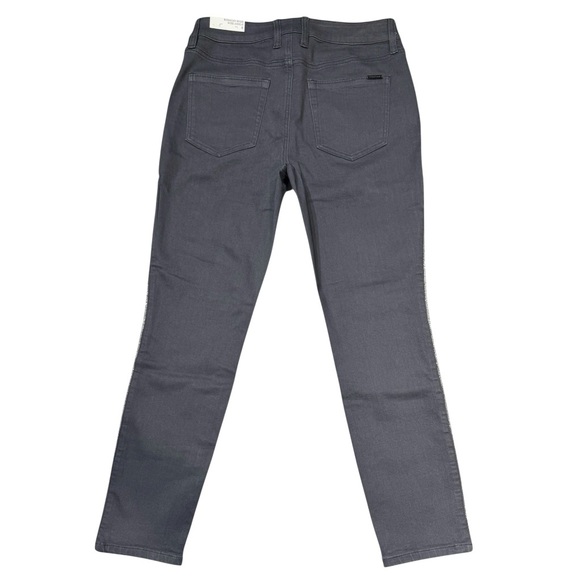 Tommy Bahama Boracay Tux High-Rise Ankle Jeans - Picture 12 of 17